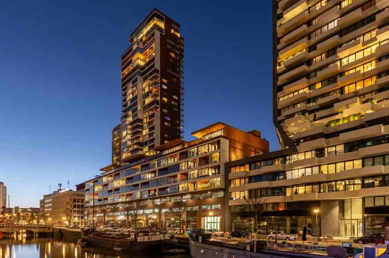 Luxe Penthouse Rotterdam Maritiem District 130m2 Dakterras Parkeerplaatsen