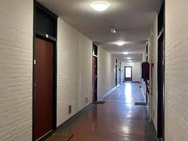 2-Kamer Appartement Schiedam Centrum Starterseigendom Balkon Parkeerplaats