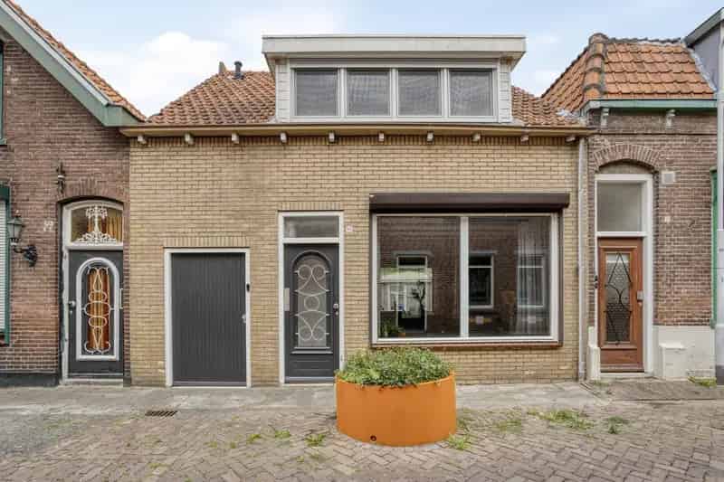 Stadswoning Terneuzen Centrum Instapklaar Tuin Berging