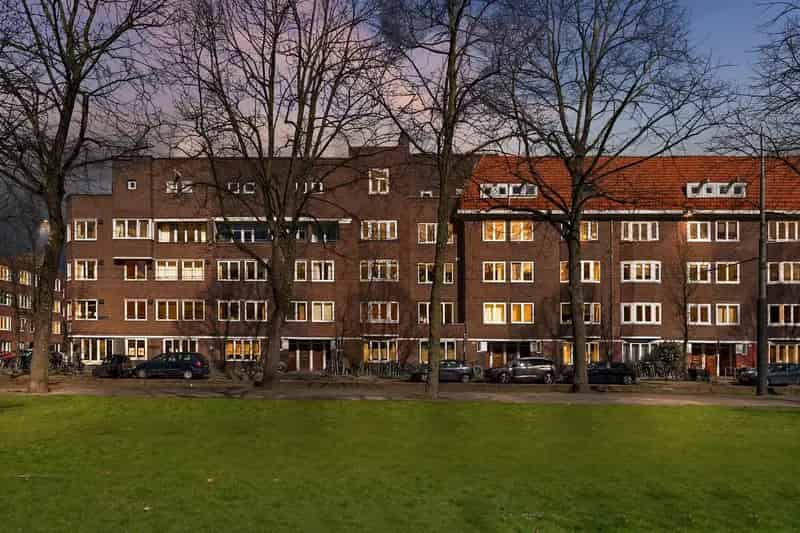 Luxe Appartement Oud-Zuid 66m²  Gerenoveerd