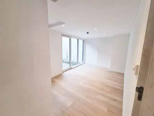 Rotterdam Charlois Benedenwoning 69m2 3 Kamers te Huur
