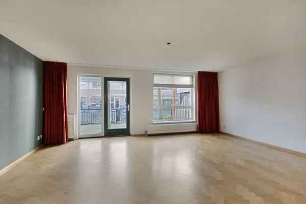 Tussenwoning Heerhugowaard 120m2 3 slaapkamers Zuidwijk