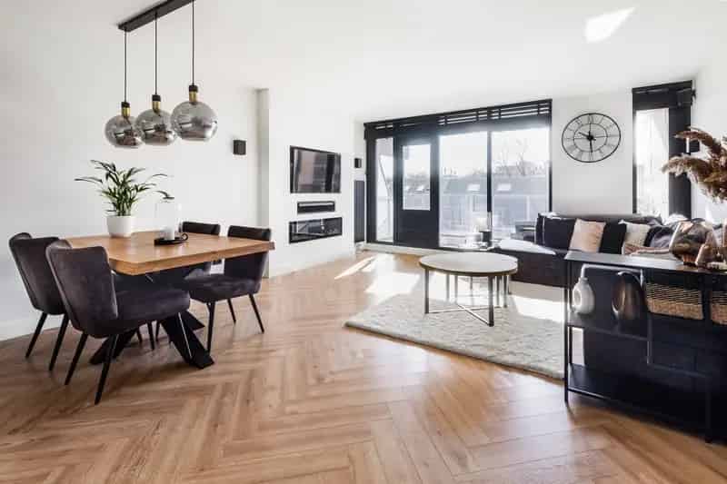 Luxe gerenoveerd 4-kamer appartement Haarlem Molenwijk