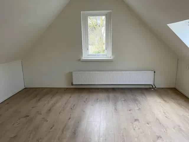 Garnwerd bovenwoning te huur 2 kamers 40m2