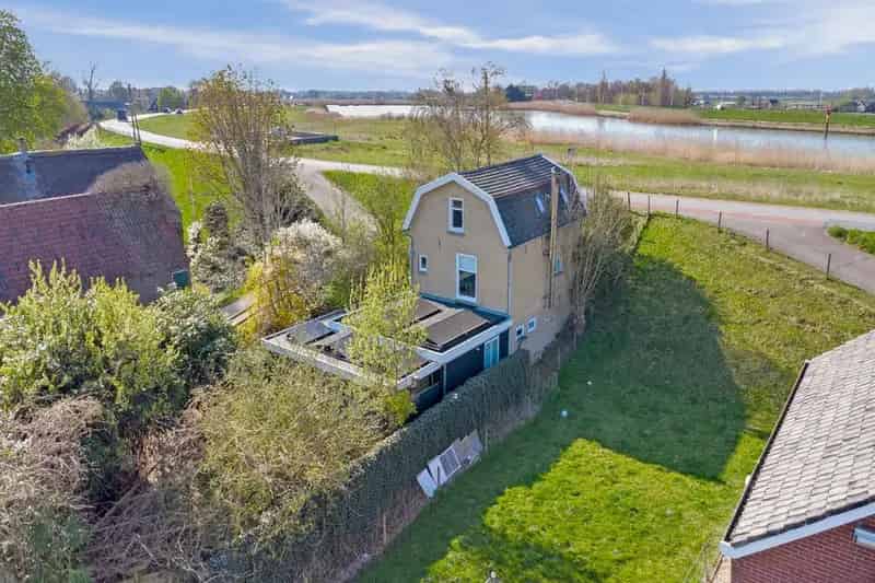Vrijstaande woning Gouderak 125m2 energielabel A 13 zonnepanelen