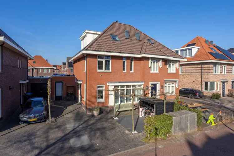 2-onder-1-kapwoning Gouden Uilbuurt 160m2 4 slaapkamers