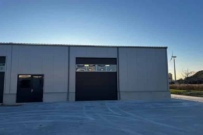 375 m2 Bedrijfsruimte te Huur Terneuzen Zuid