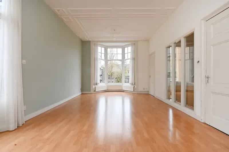 Huis te koop Bazarlaan Den Haag: 6-kamer woning 175m² met atelier