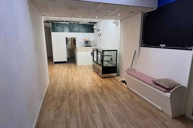 Winkel te Huur Dordrecht Voorstraat 75m2