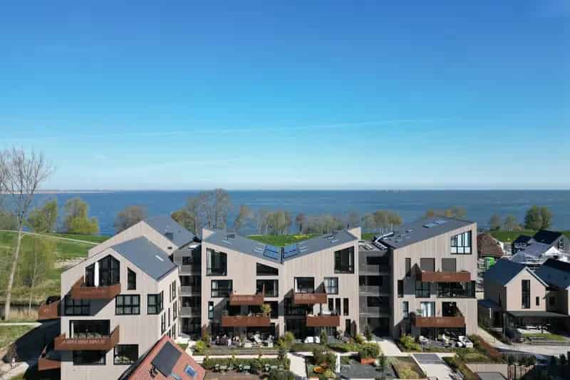 Luxe Appartement IJmeer 220m2  2 slaapkamers 2 badkamers
