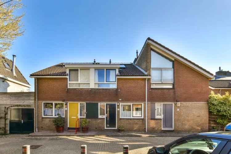 Huis te koop Weesp Binnenhof 10 3 slaapkamers 101m2 tuin