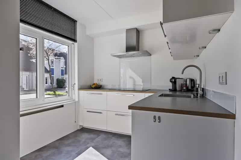 Tweekapper Groote Akkers Goirle Ruime Uitbouw Oprit Laadpaal 4 slaapkamers
