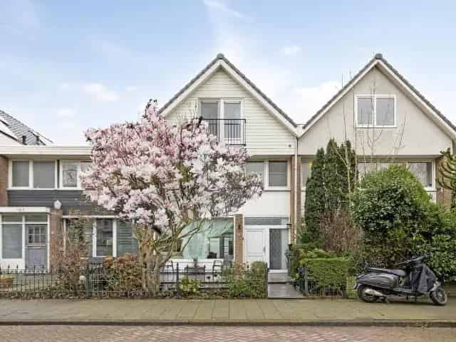 Ruime Tussenwoning Badhoevedorp 4 slaapkamers 121m2