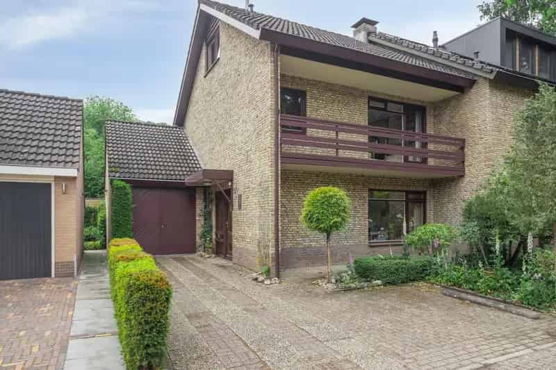 Tweekapper Vaassen 4 slaapkamers Grote tuin Garage