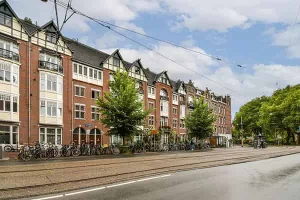Lichte woning Amsterdam Frederik Hendrikplantsoen 2 slaapkamers