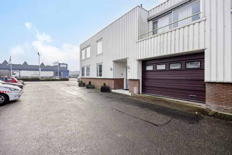 Bedrijfshal Zoetermeer te koop Edisonstraat