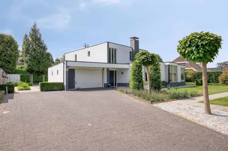 Huis Te Koop , 88, Hoofdstraat, Midwolde, Groningen