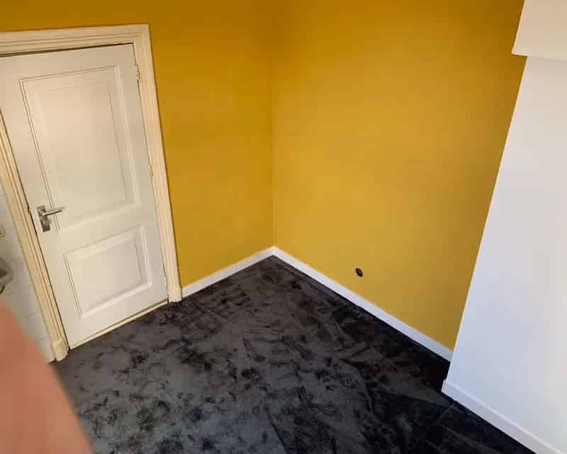 Tiny House in de Stad: 2 Kamers, Licht en Knus