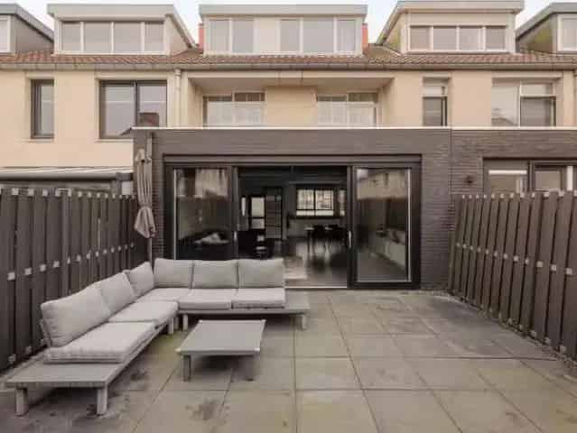 Ruime Gezinswoning Geuzenveld 135m2 Gerenoveerd