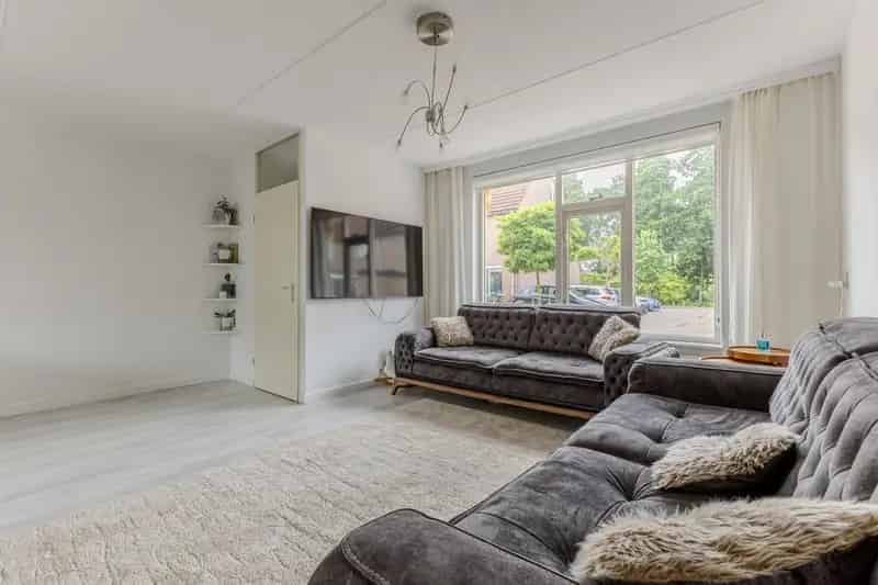 Huis te koop Assendelft 4 slaapkamers tuin berging
