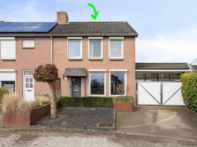 Ruime woning te koop in Wouw 5 slaapkamers energielabel A