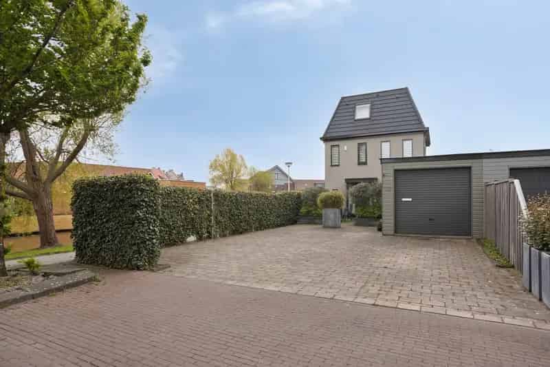 Huis te koop Purmerend Piet Boon design 4 slaapkamers 183m2