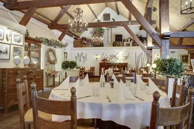 Historisch Horeca Object Burgh-Haamstede Luxe Woning Hotelmogelijkheden