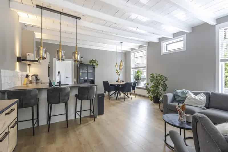 Ruime Dijkwoning met Souterrain en Zonnepanelen