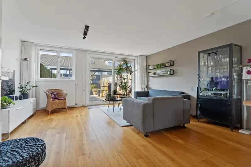 Huis te koop Almere Muziekwijk 4 slaapkamers A-label