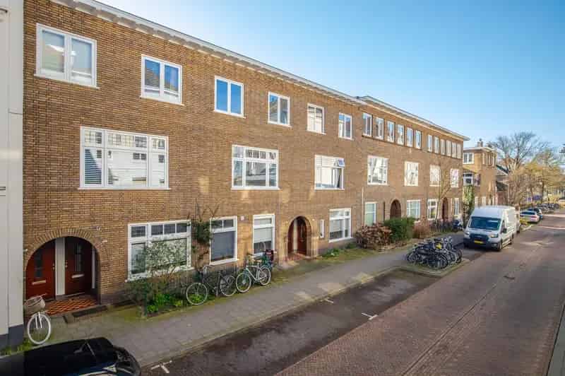 Arnhem Spijkerkwartier: Ruime bovenwoning 3 slaapkamers