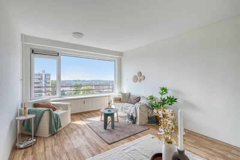 Amsterdam Nieuw-West 3-kamer appartement te koop