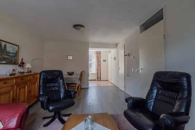 Ruime Tussenwoning Nijkerk 4 Slaapkamers Zonnige Tuin Dakterras