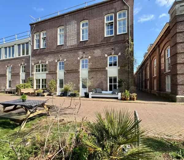 Hoekwoning Haarlem Ripperdaterrein 154m2