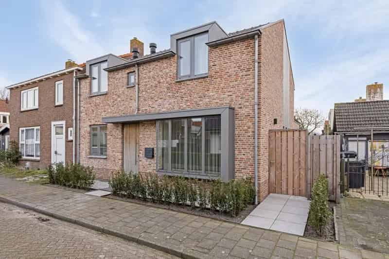 Luxe Strandwoning Domburg: Modern, Duurzaam en Aan Zee