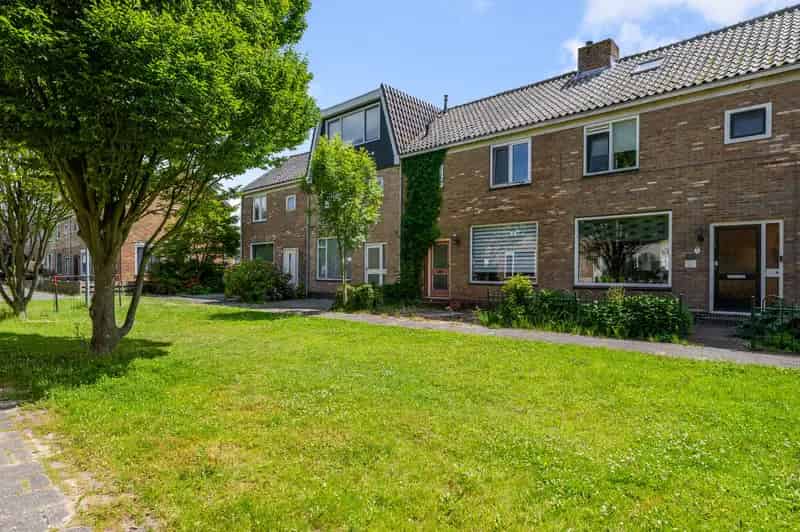 Huis te koop Gele Lisstraat Wormer 3 slaapkamers tuin veranda
