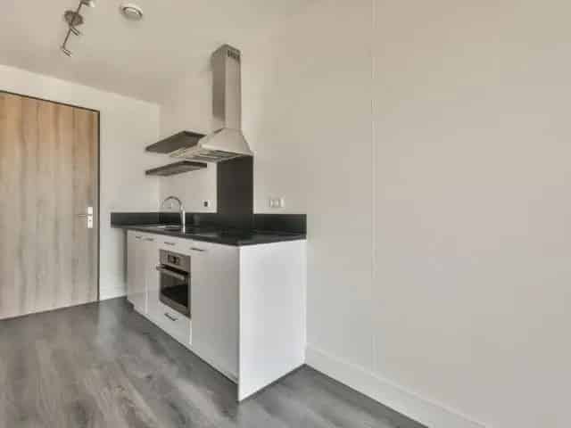 Studio te Huur Den Haag Waldorpstraat
