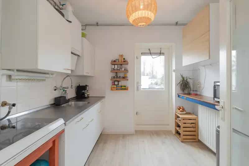 Appartement te koop Amsterdam Betondorp: 2-kamer appartement met balkon