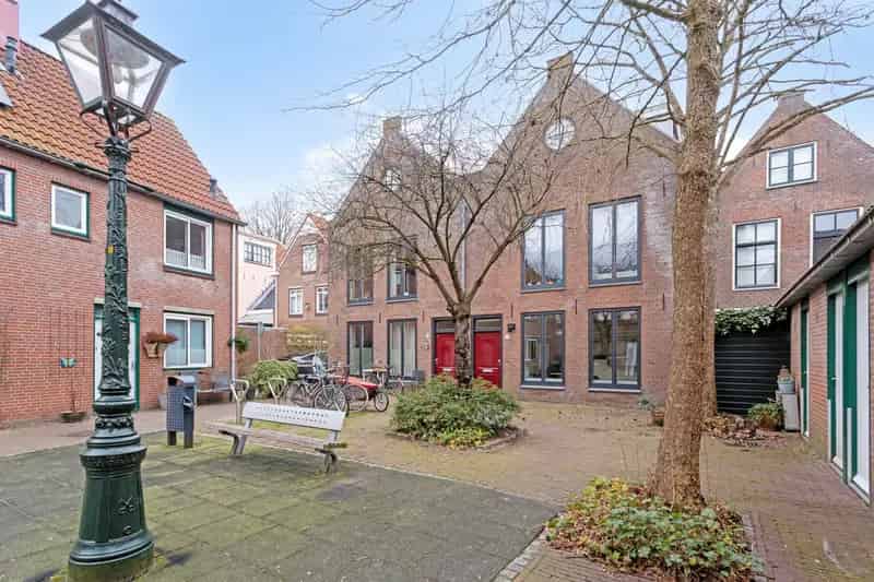 Stijlvolle Studio Leiden Centrum Gemeubileerd 29m2