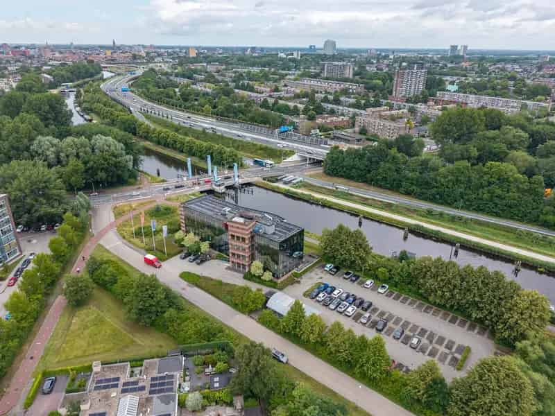 Kantoorruimte Groningen Laan Corpus den Hoorn 304m2 A++