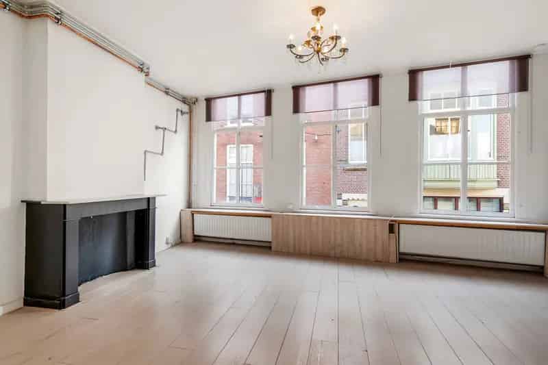 Winkel te koop Arnhem Kortestraat: Monumentaal pand 1780