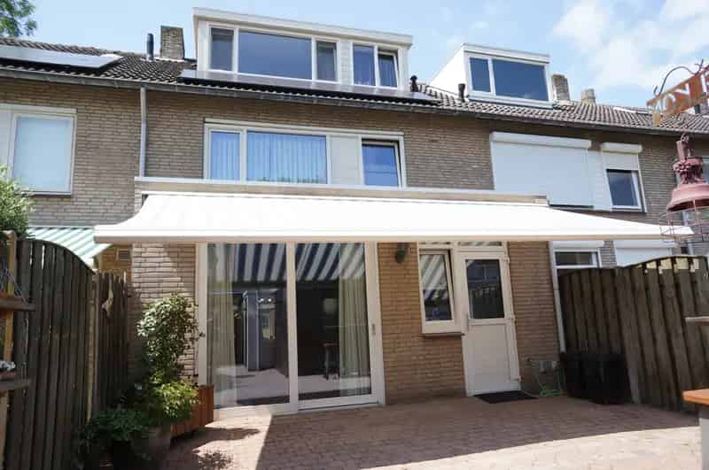 Ruime Tussenwoning Geertruidenberg 130m2 9 Zonnepanelen Energielabel A