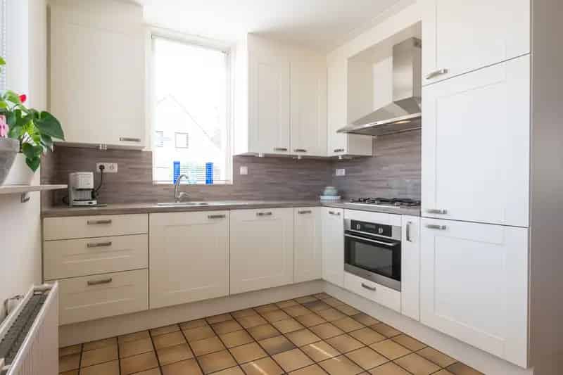 Huis te koop Apeldoorn: Ruime woning met garage en 4 slaapkamers