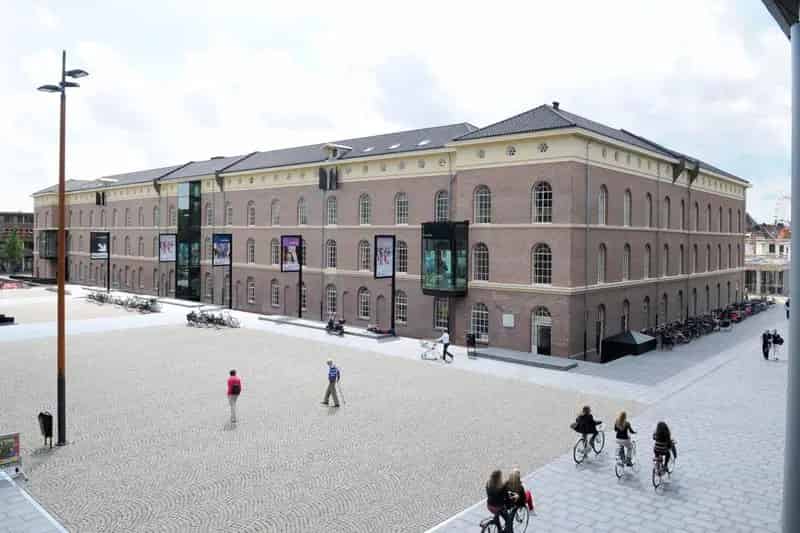 Winkelruimte te Huur Deventer Boreelplein 414m2 en 527m2