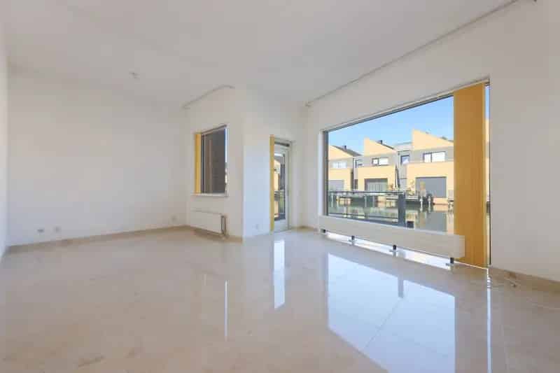 Huis te koop Amersfoort Nieuwland: 3 slaapkamers, hoog plafond, zonnig terras