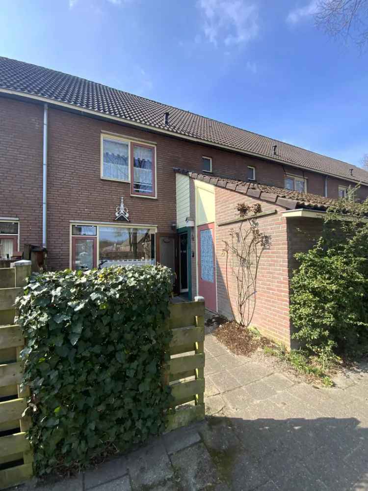3 Slaapkamer Eengezinswoning te Huur met Tuin Renovatie