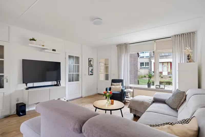 Tussenwoning 3 slaapkamers Zeswegen
