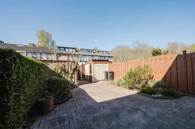 Huis te koop Spijkenisse 3 slaapkamers grote tuin Hartelpark