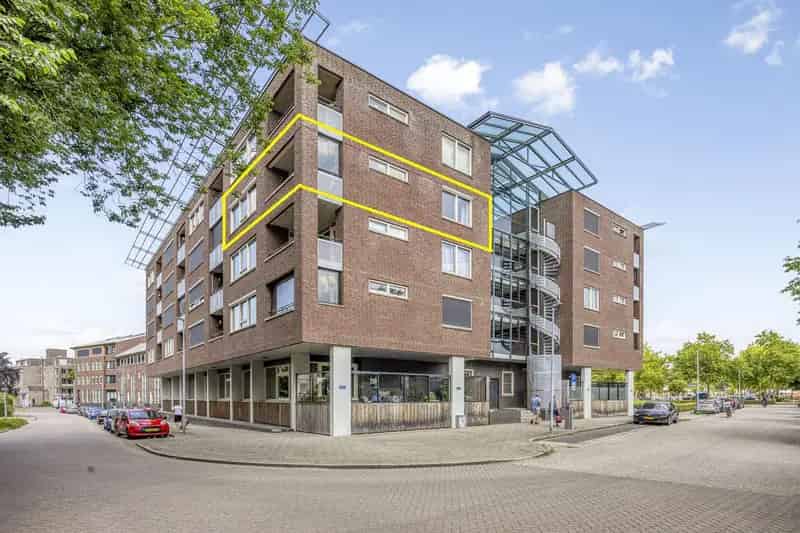 Instapklaar 3-kamerappartement Uden Centrum