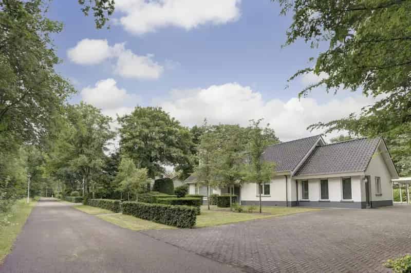 Vrijstaande Semi-bungalow Strand Nabij 4 slaapkamers 2 badkamers