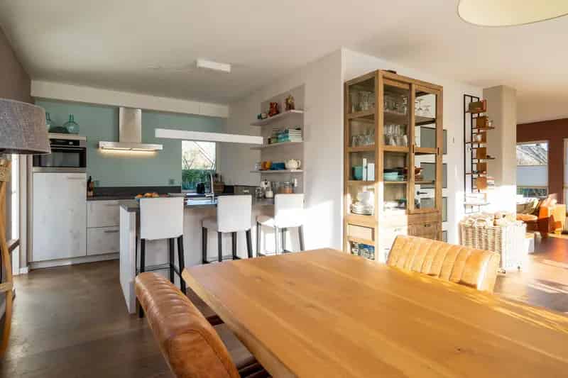 Duurzaam wonen in Vledder: Instapklare woning met tuin en jacuzzi